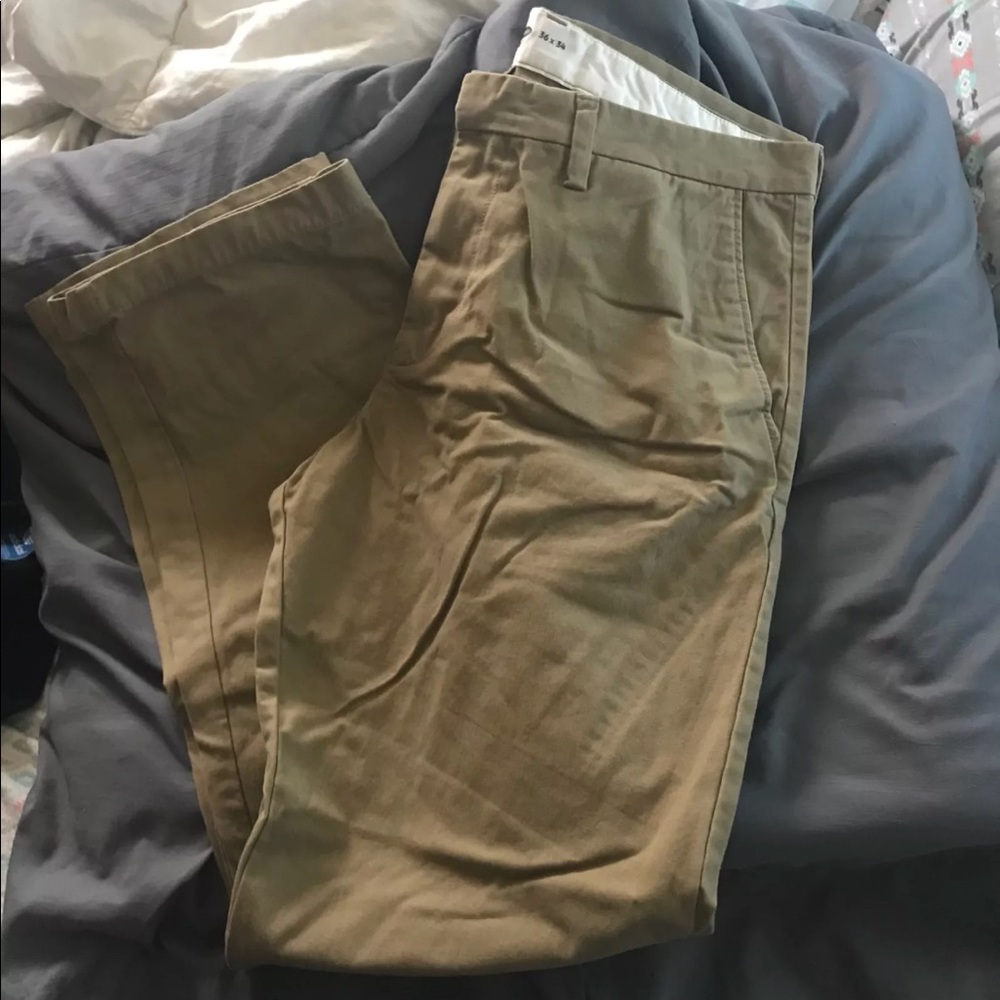 Men’s Khakis